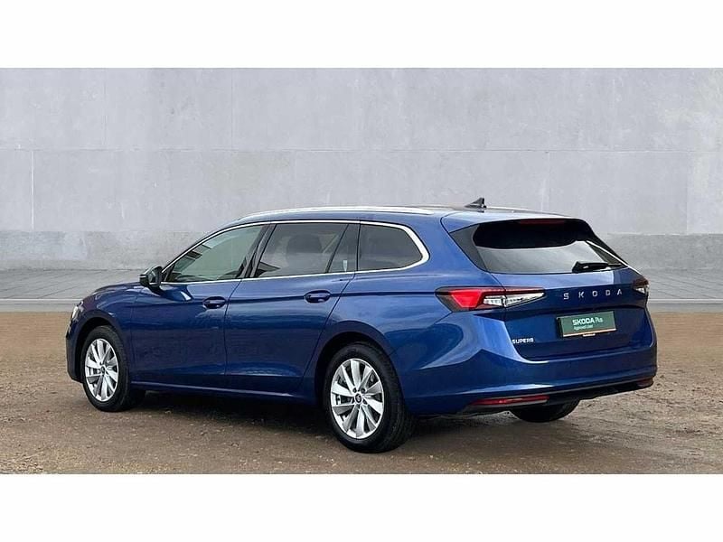 Used Skoda Superb SE Technology 147 HP (108 kW) 2025 Blue Estate