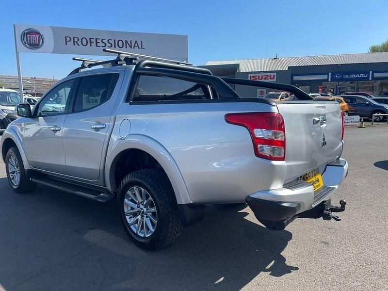 Used Mitsubishi L200 Warrior 178 HP (130 kW) 2015 Silver Pickup