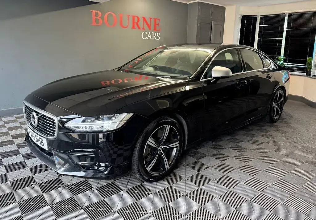 Used Volvo S90 R-Design 190 HP (139 kW) 2019 Black Sedan