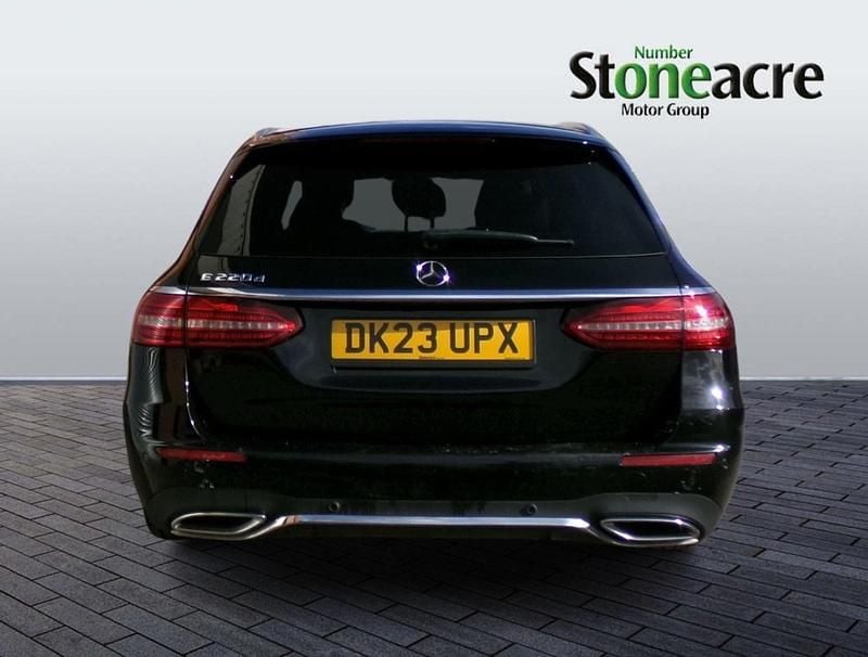 Used Mercedes E200 AMG line 200 HP (147 kW) 2023 Black Estate