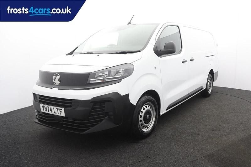 Used Vauxhall Vivaro 2024 White MPV