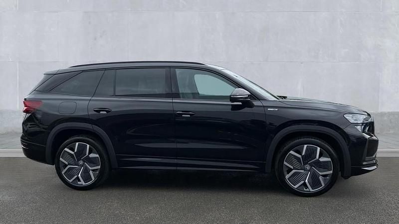 Used Skoda Kodiaq SportLine 150 HP (110 kW) 2025 Black magic pearl effect SUV