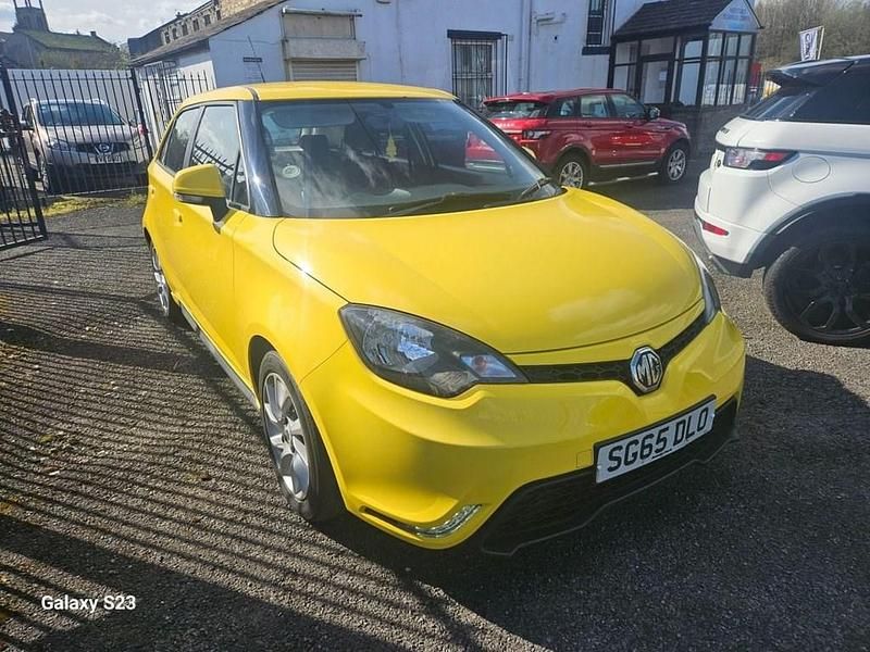 Used MG MG3 2015 Yellow Hatchback
