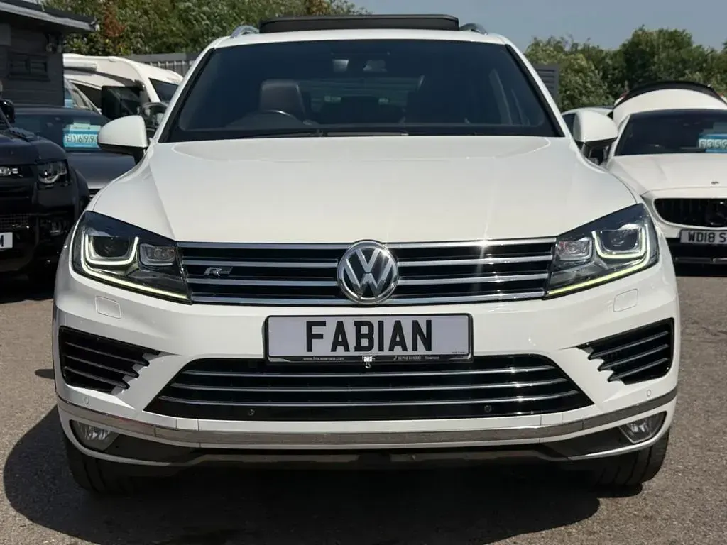 Used VW Touareg R-line 262 HP (192 kW) 2015 White SUV