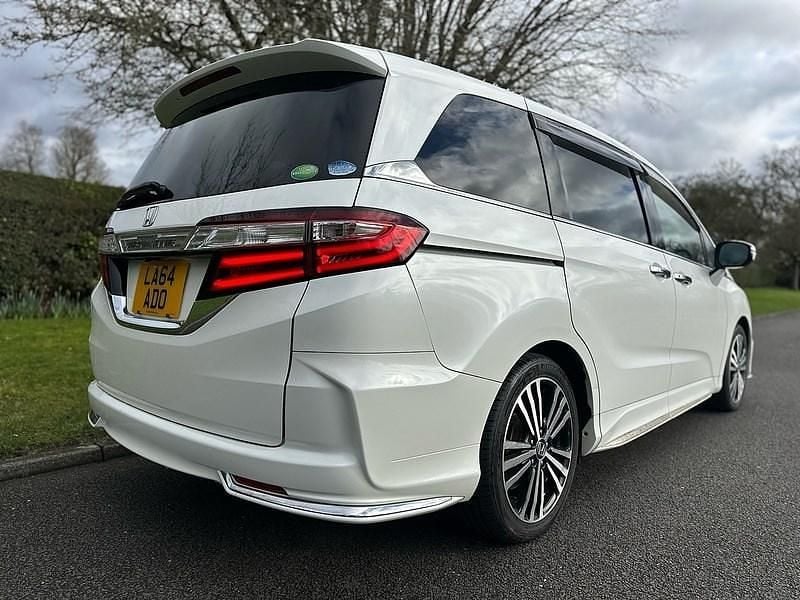 Used Honda Odyssey 280 HP (205 kW) 2026 White MPV