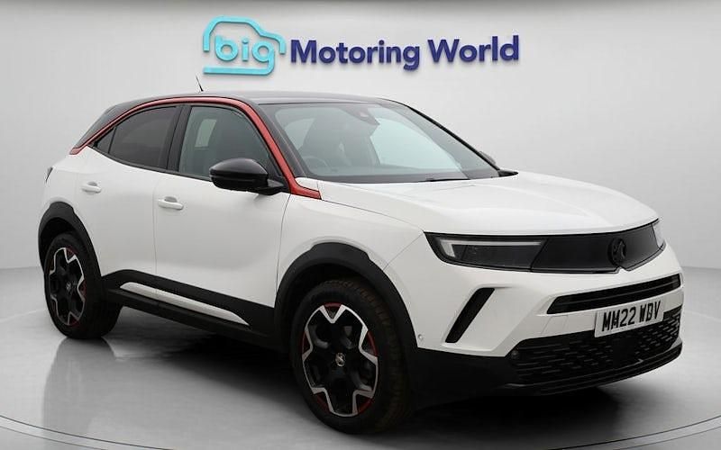 Used Vauxhall Mokka SRi 131 HP (96 kW) 2022 White SUV