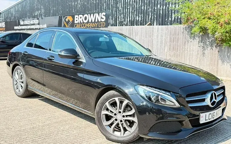 Used Mercedes C200 136 HP (100 kW) 2016 Sedan