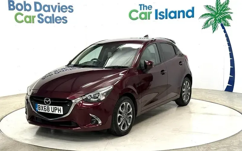 Used Mazda 2 Inclusive 116 HP (85 kW) 2018 Red Hatchback