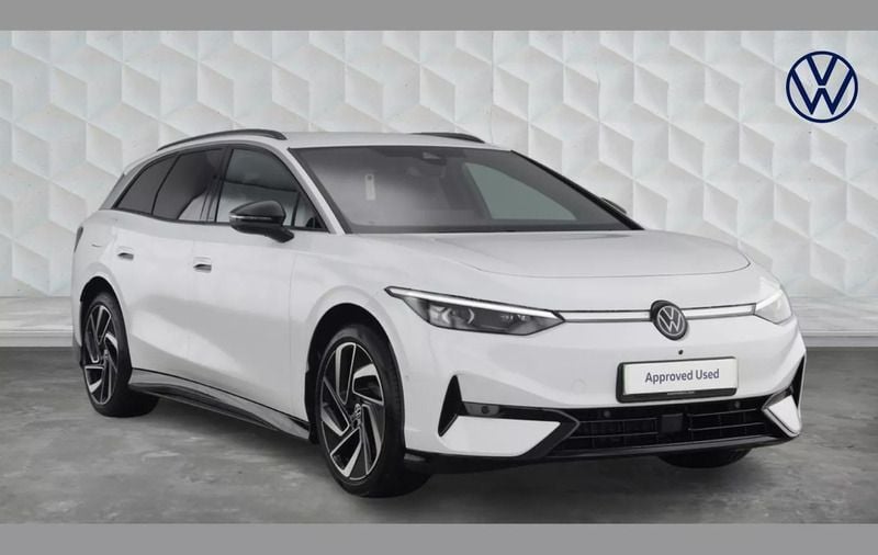 White Used 2025 VW ID.7 Pro Sedan | £39,543 - Image 1/4