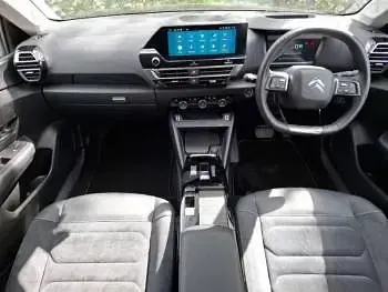 Begagnad Citroën e-C4 100 kW (136 HK) 2024 Grå Halvkombi