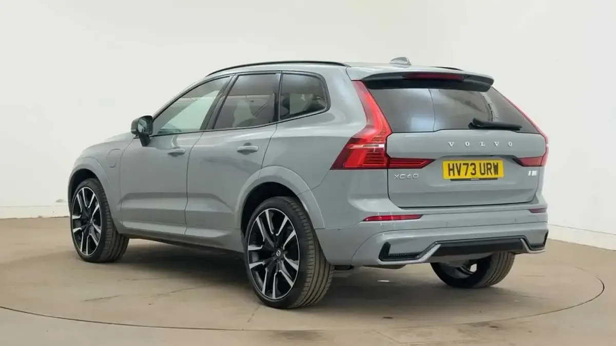 Used Volvo XC60 Ultimate 449 HP (330 kW) 2023 Vapour grey SUV