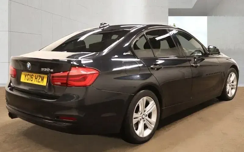 Used BMW 330e Sport Line 252 HP (185 kW) 2016 Black Sedan