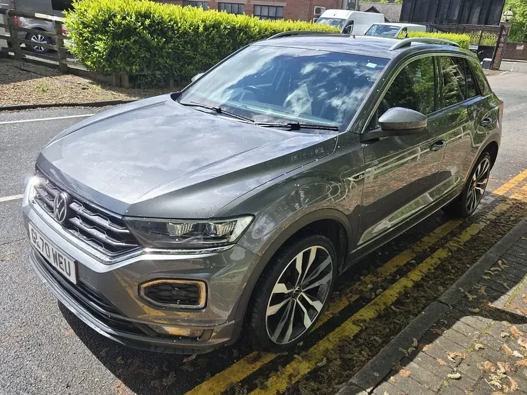 Usado VW T-Roc R-line 150 CV (110 kW) 2020 Gris SUV