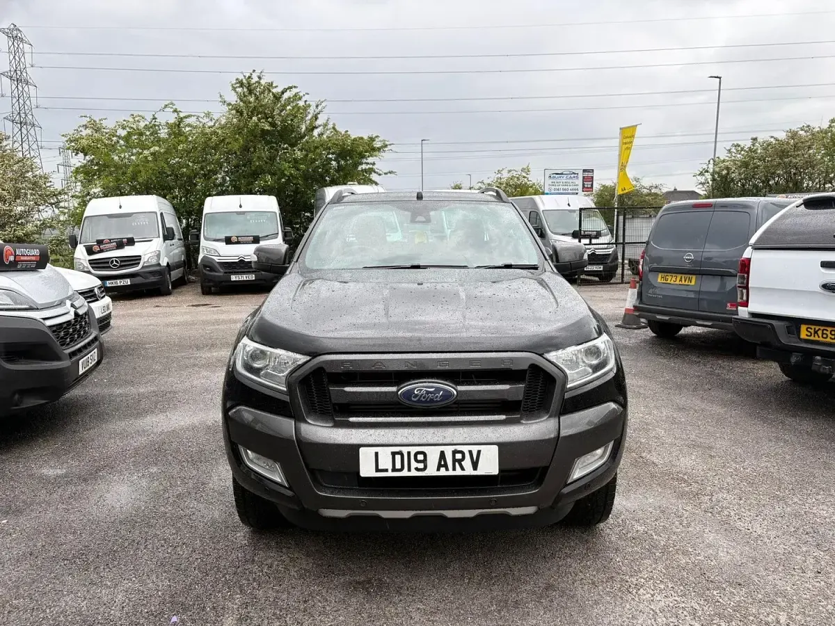 Used Ford Ranger Wildtrack 200 HP (147 kW) 2019 Black Pickup