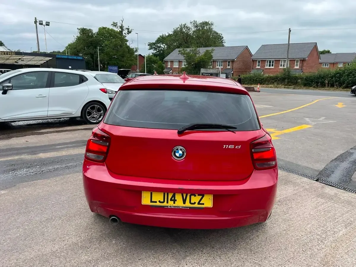 Used BMW 116 2014 Red Hatchback