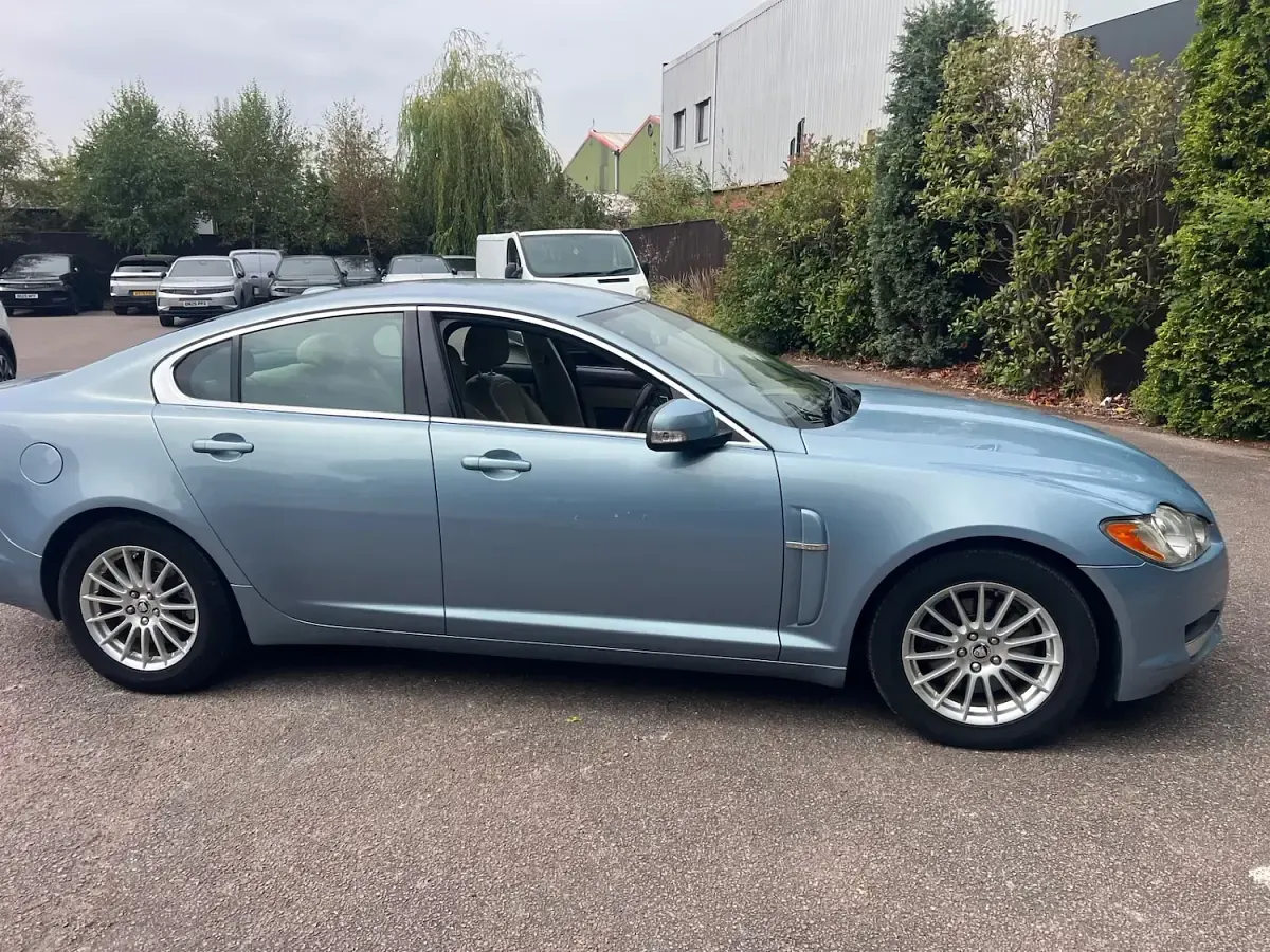 Used Jaguar XF Luxury 207 HP (152 kW) 2008 Blue Sedan