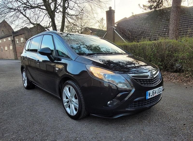 Black Used 2014 Vauxhall Zafira SRi MPV | £3,295 (Fair price) - Image 1/4