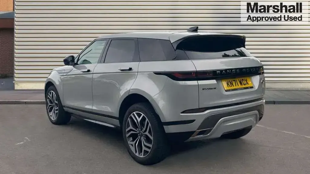 Used Land Rover Range Rover evoque HSE Dynamic 204 HP (150 kW) 2021 Silver SUV