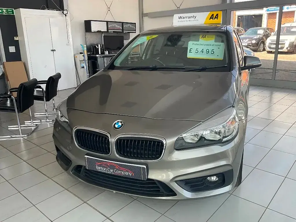 Used BMW 218 Active Tourer Comfort Edition 148 HP (108 kW) 2015 Silver MPV