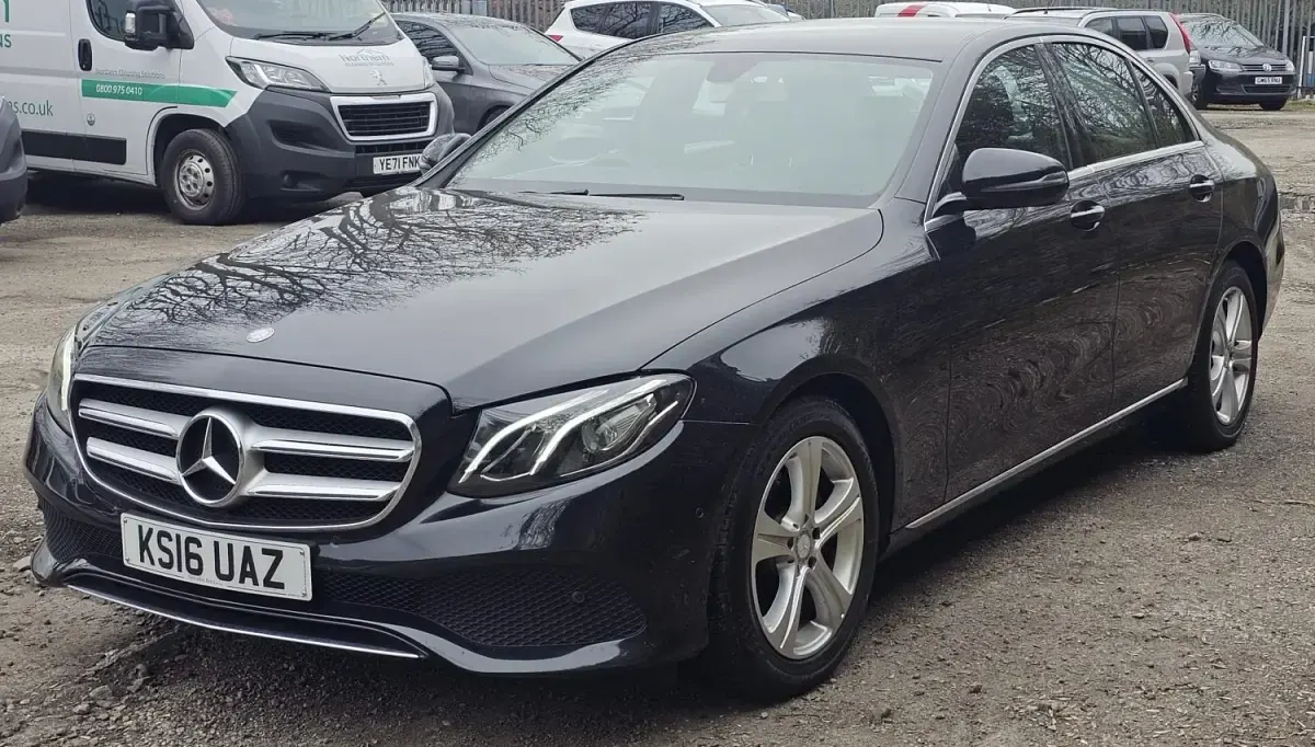 Begagnad Mercedes E220 SE 2016 Svart Sedan