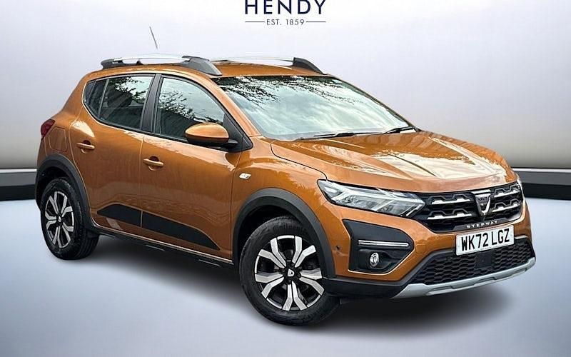 Used 2022 Dacia Sandero Prestige Hatchback | £14,249 (Fair price) - Image 1/4