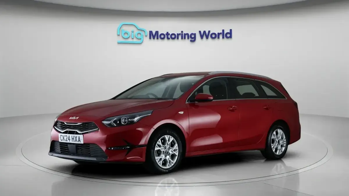 Używany Kia Ceed 2024 Czerwony Hatchback