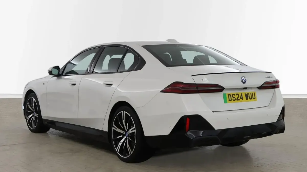 Used BMW i5 M Sport 246 kW (335 HP) 2024 White