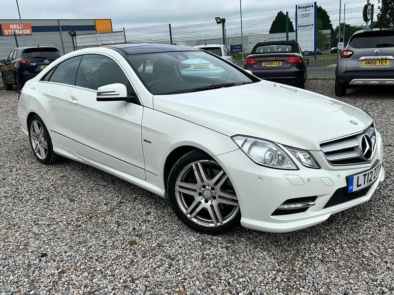 White Used 2012 Mercedes E220 Coupe | £6,995 (Fair price) - Image 1/4