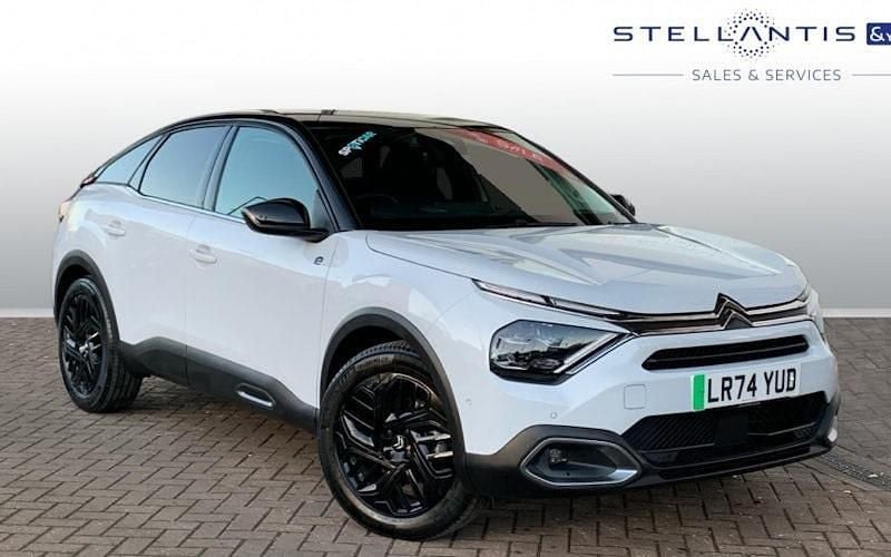 Used 2024 Citroën e-C4 Hatchback | £15,646 (Fair price) - Image 1/3
