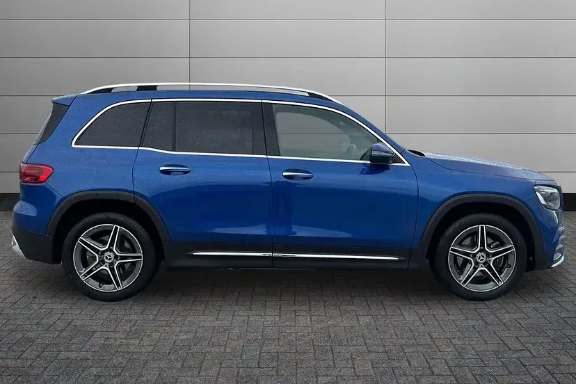 Used Mercedes GLB200 Executive 163 HP (119 kW) 2025 Spectral blue SUV
