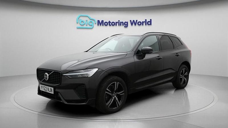 Used Volvo XC60 Plus 197 HP (144 kW) 2022 Grey SUV