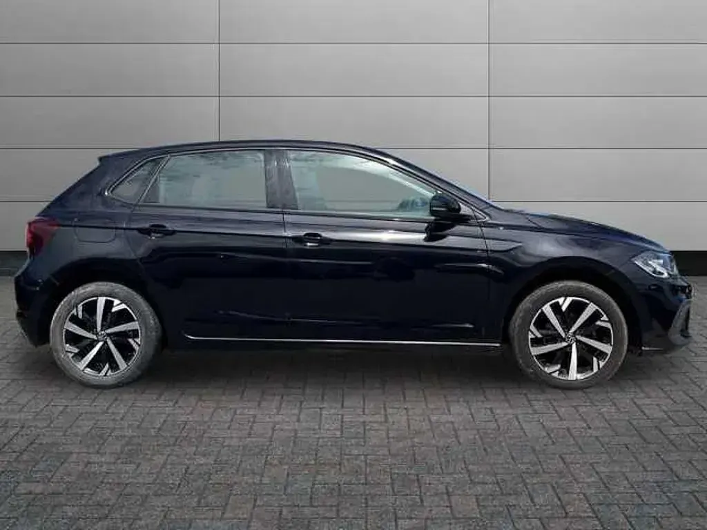 Used VW Polo 95 HP (69 kW) 2024 Hatchback