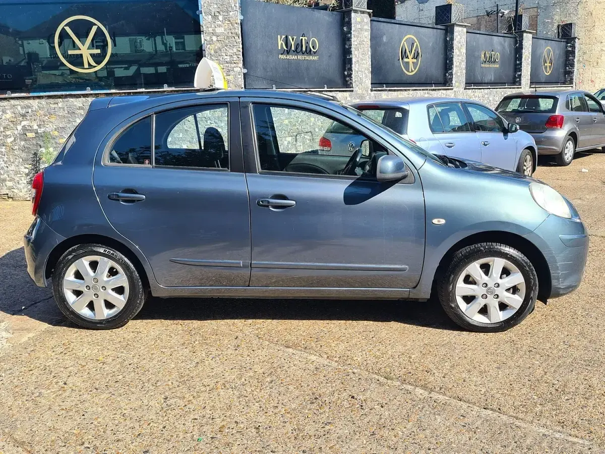 Used Nissan Micra Acenta 80 HP (58 kW) 2012 Grey Hatchback