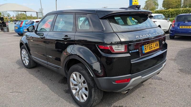 Używany Land Rover Range Rover evoque SE 150 KM (110 kW) 2016 Czarny Kombi