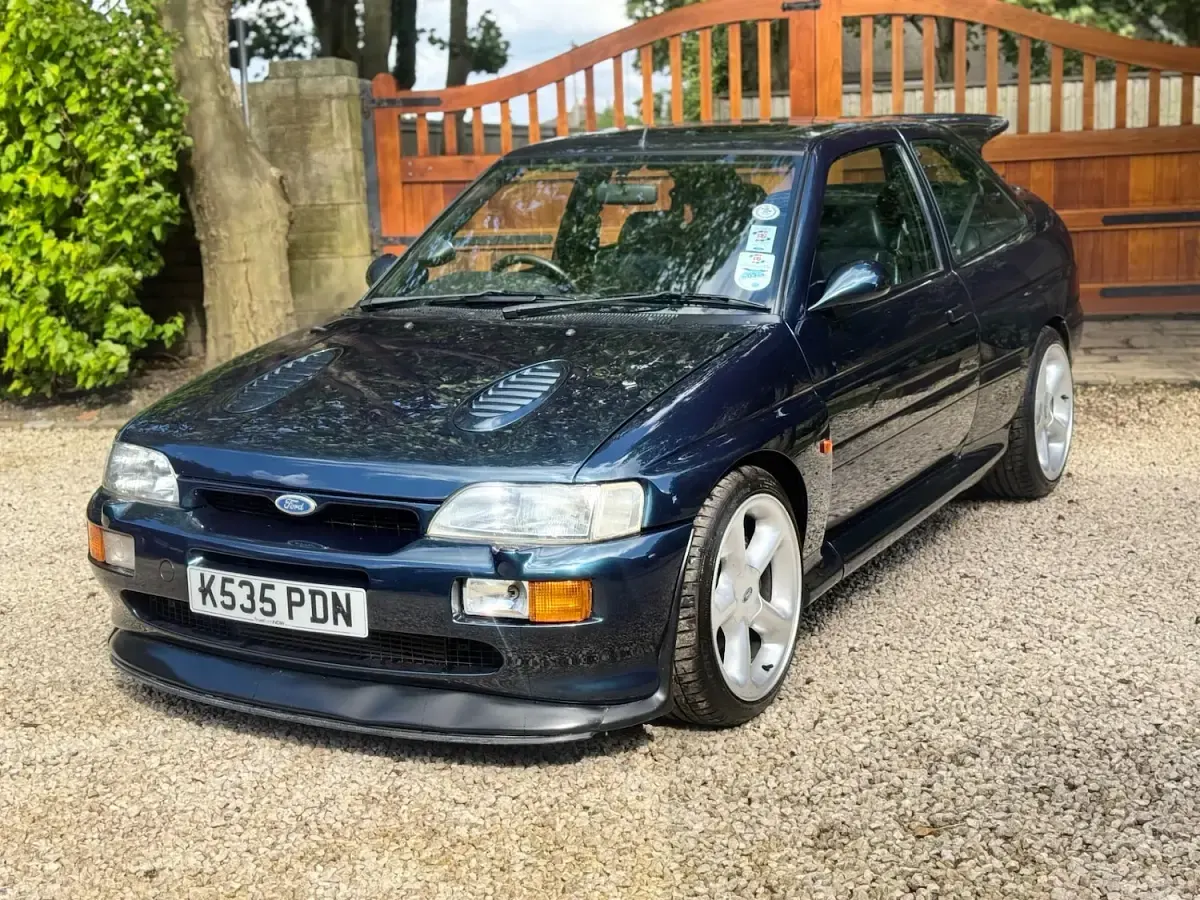 Used Ford Escort RS 227 HP (166 kW) 1993 Green Hatchback
