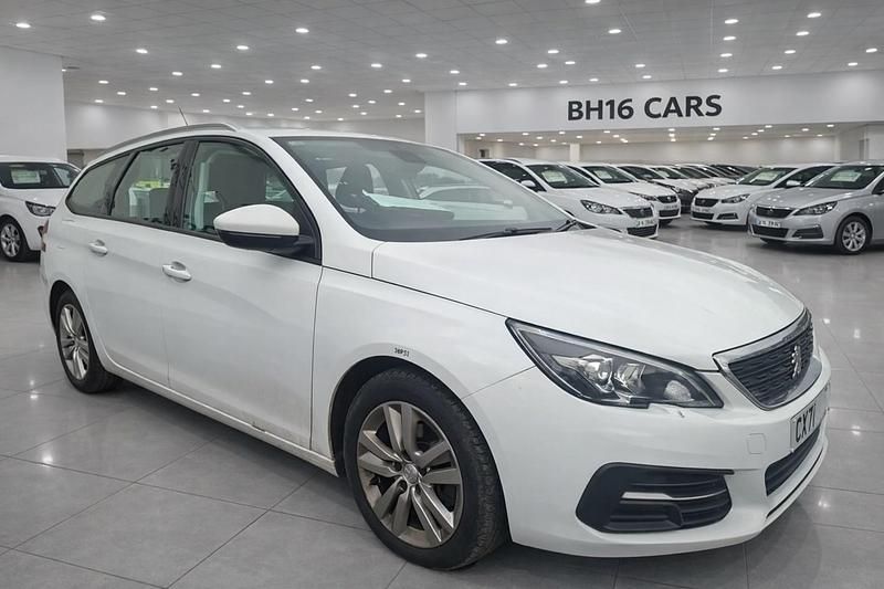 Used Peugeot 308 Active 2021 White Estate