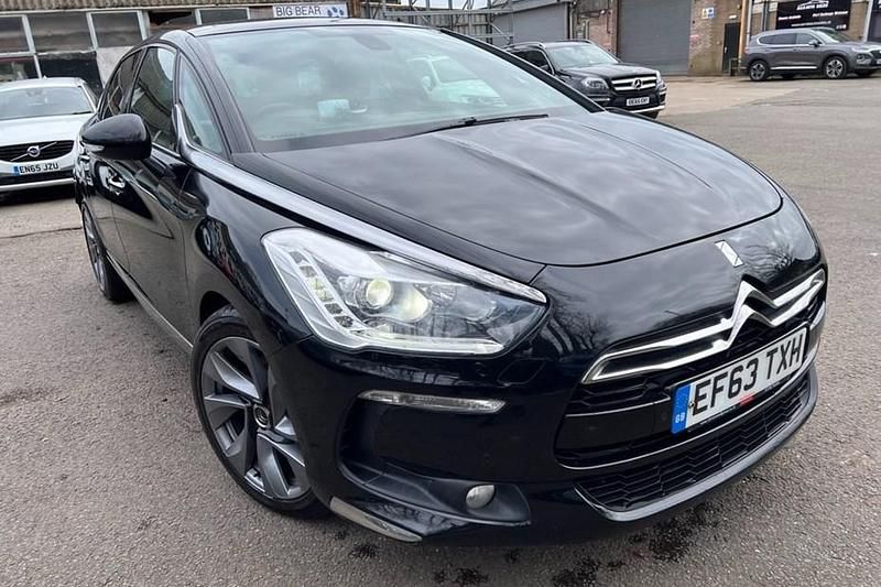 Used Citroën DS5 160 HP (117 kW) 2014 Black Hatchback