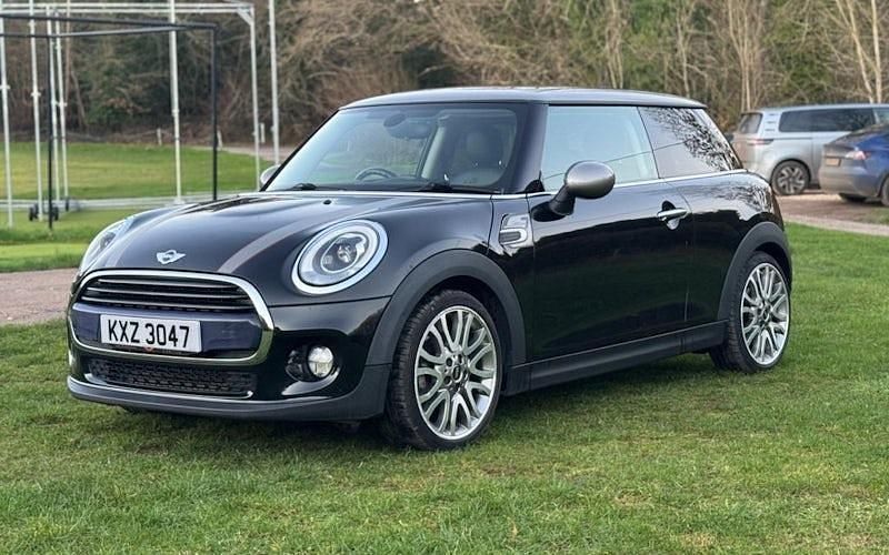 Used Mini Cooper Hatch 136 HP (100 kW) 2017 Black Hatchback