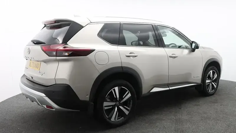 Used Nissan X-Trail Tekna 213 HP (156 kW) 2022 Silver SUV