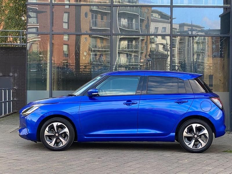Used Suzuki Swift 2024 Blue Hatchback