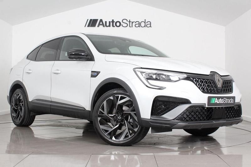 White Used 2024 Renault Arkana Esprit Alpine SUV | £18,449 (Good price) - Image 1/2