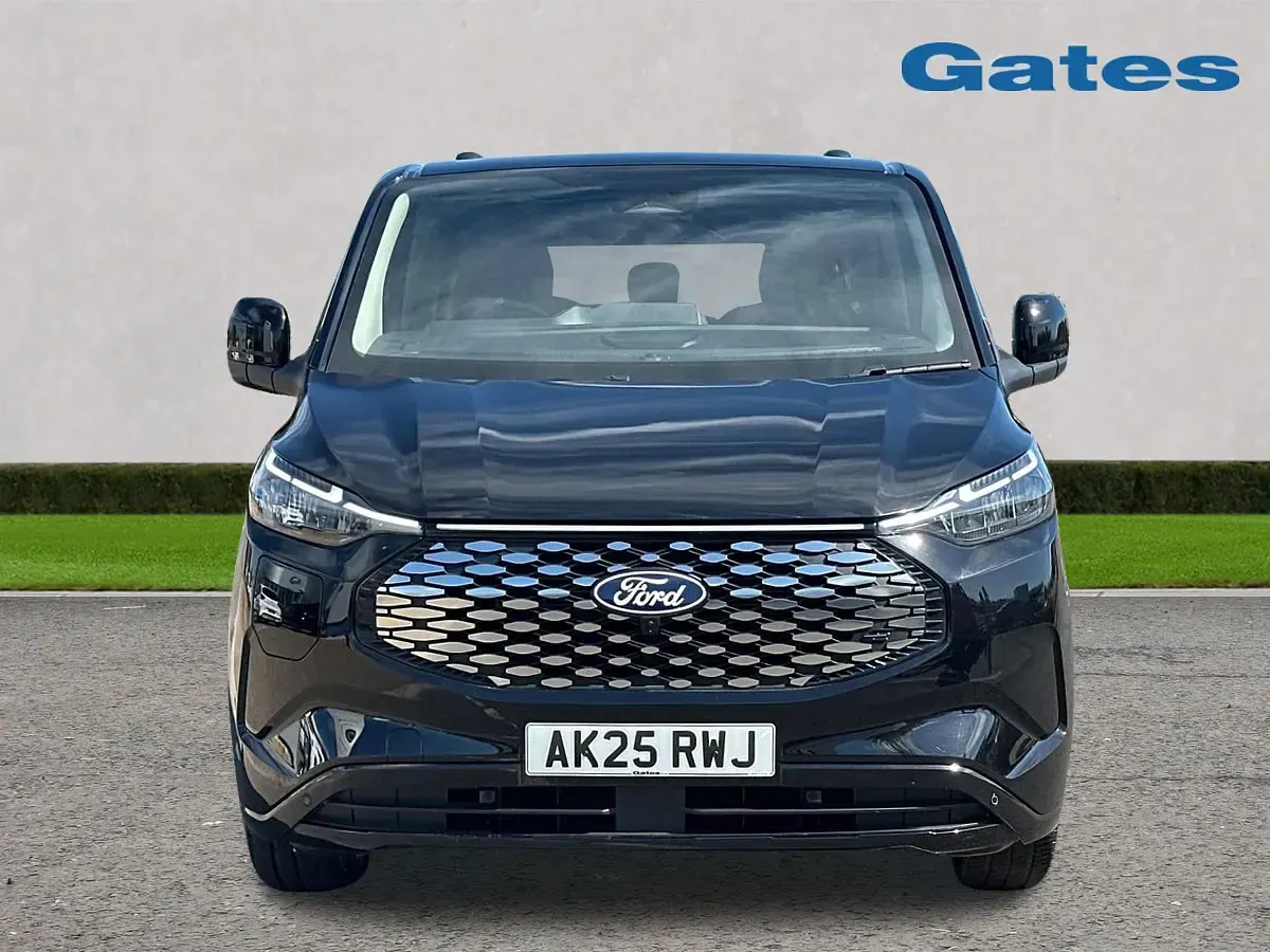 Used Ford Tourneo Custom Titanium X 160 kW (218 HP) 2025 Black Van
