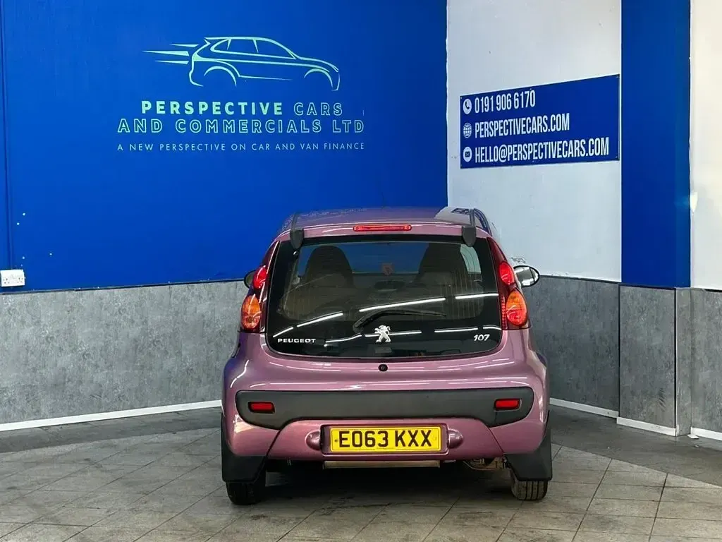 Used Peugeot 107 Active 68 HP (50 kW) 2013 Purple Hatchback