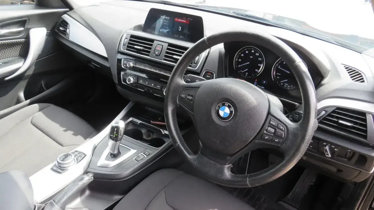 Used BMW 118 Sport Line 2017 Black Hatchback
