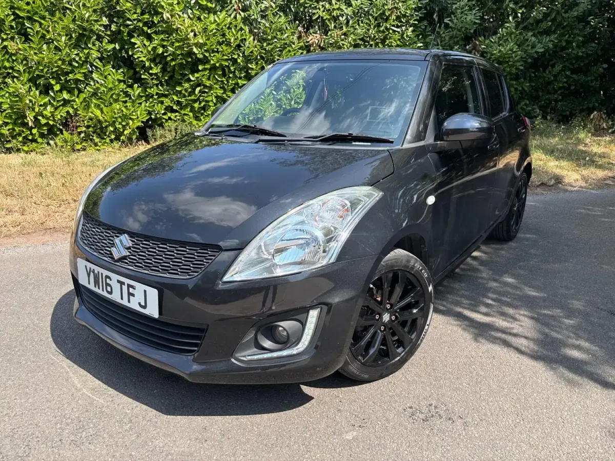 Used Suzuki Swift SZ-L 94 HP (69 kW) 2016 Black Hatchback