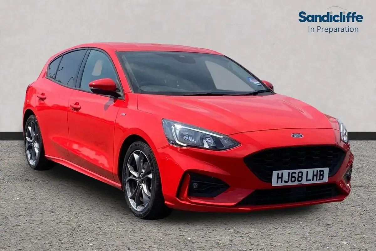 Used Ford Focus ST-Line 125 HP (91 kW) 2020 Hatchback
