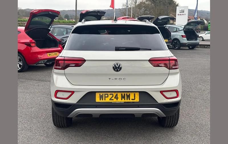 Used VW T-Roc Match 113 HP (83 kW) 2024 Grey SUV