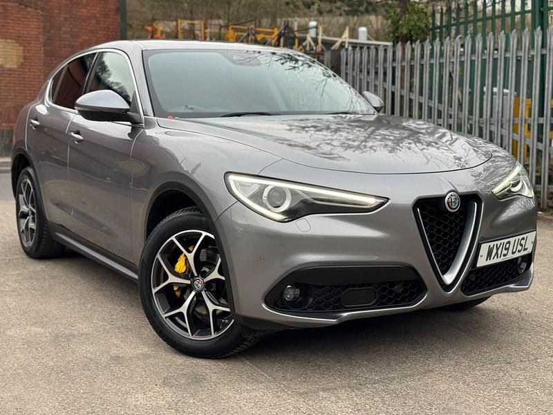 Used Alfa Romeo Stelvio Super 210 HP (154 kW) 2019 Grey SUV