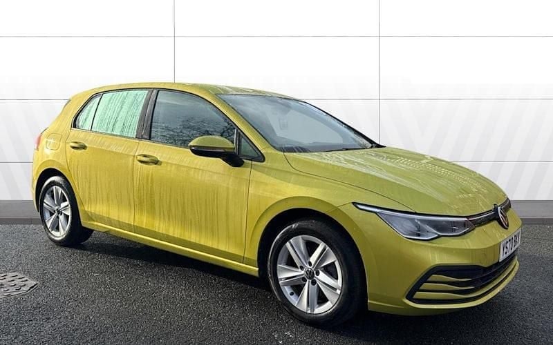 Used 2024 VW Golf VIII Life Hatchback | £15,893 (Good price) - Image 1/4