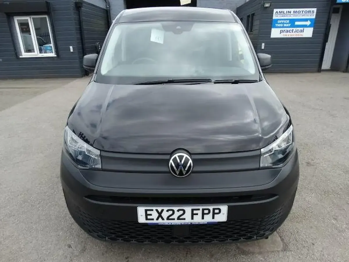 Used VW Caddy Maxi S 2022 Black MPV